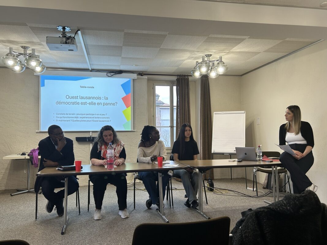 Table-ronde organisée par le POP à Castelmont le 28 février 2026, avec Anaïs Timofte, Vincent Zodogome, Carole Castillo et Fatoumata Sy Sembene.